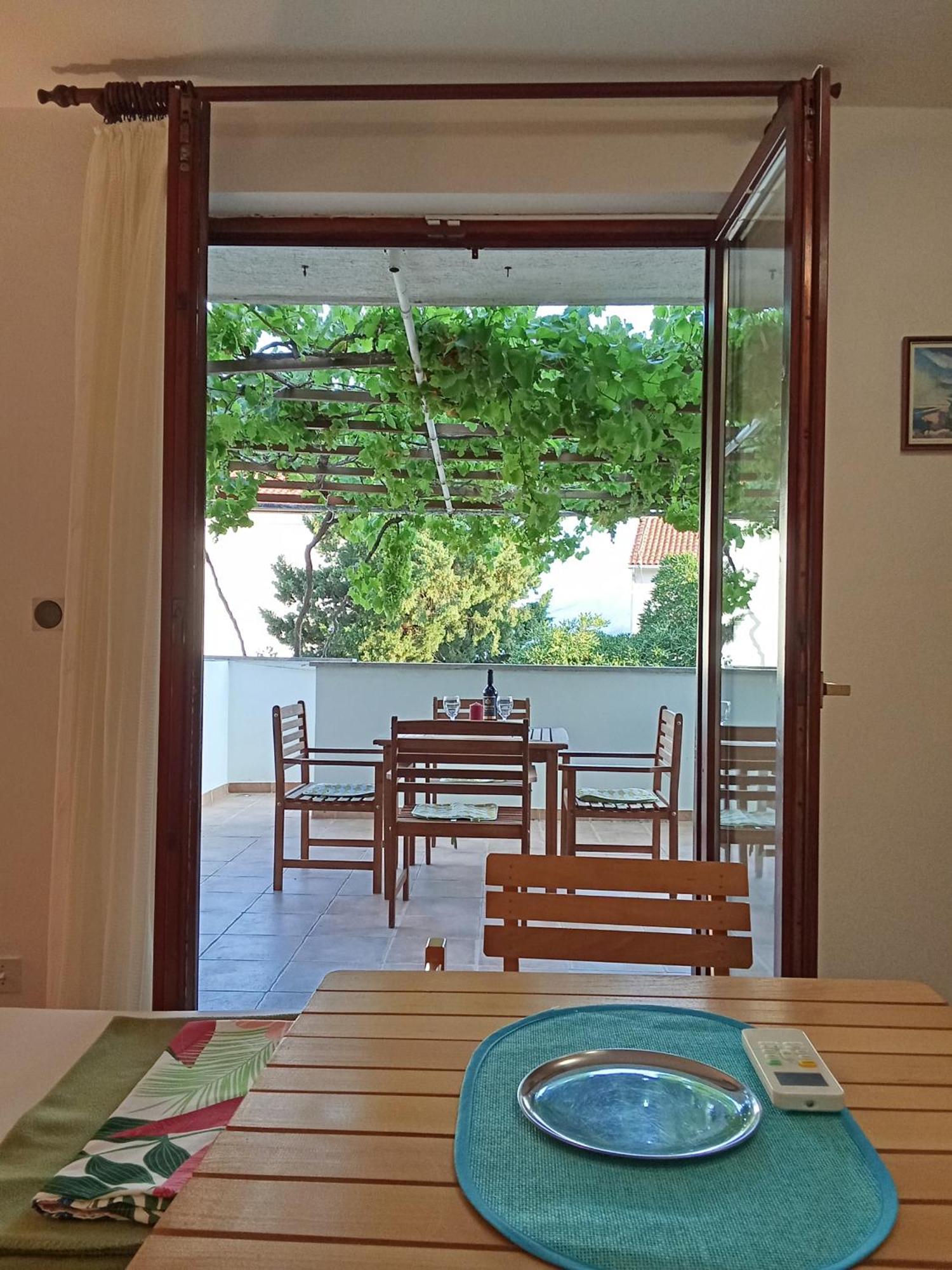 Apartments And Rooms Bova Baska  Exterior photo