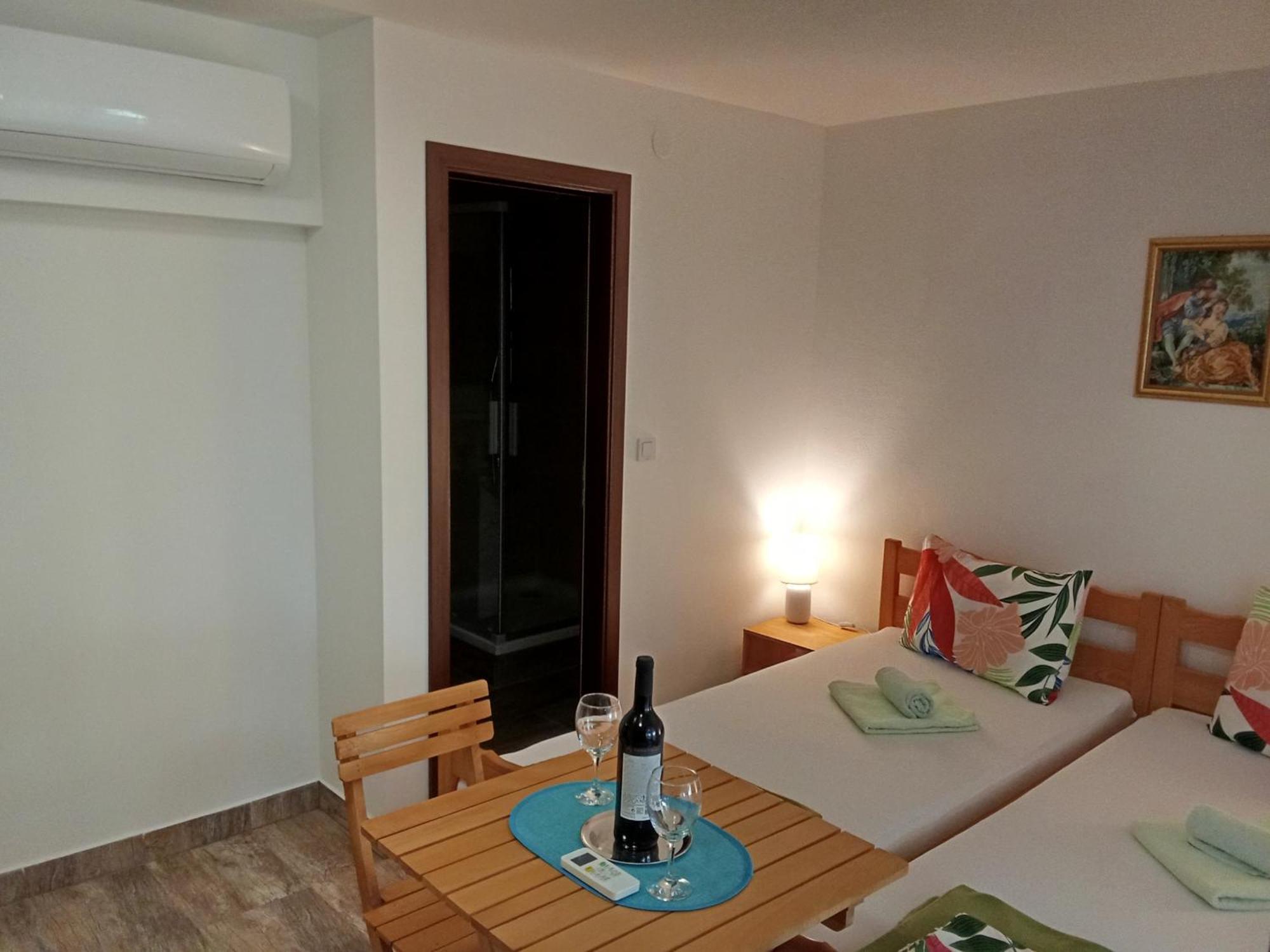 Apartments And Rooms Bova Baska  Exterior photo